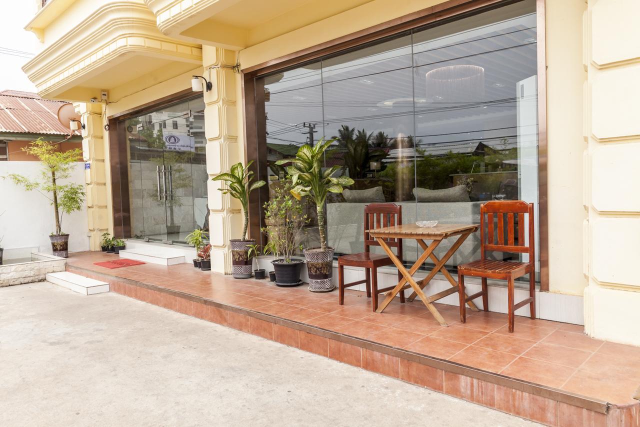 Central Boutique Hotel Vientiane Dış mekan fotoğraf